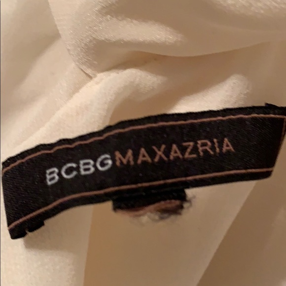 BCBG  BLACK AND WHITE TOP.  NEW WITH NO TAGS. SZ 0 - Picture 4 of 7